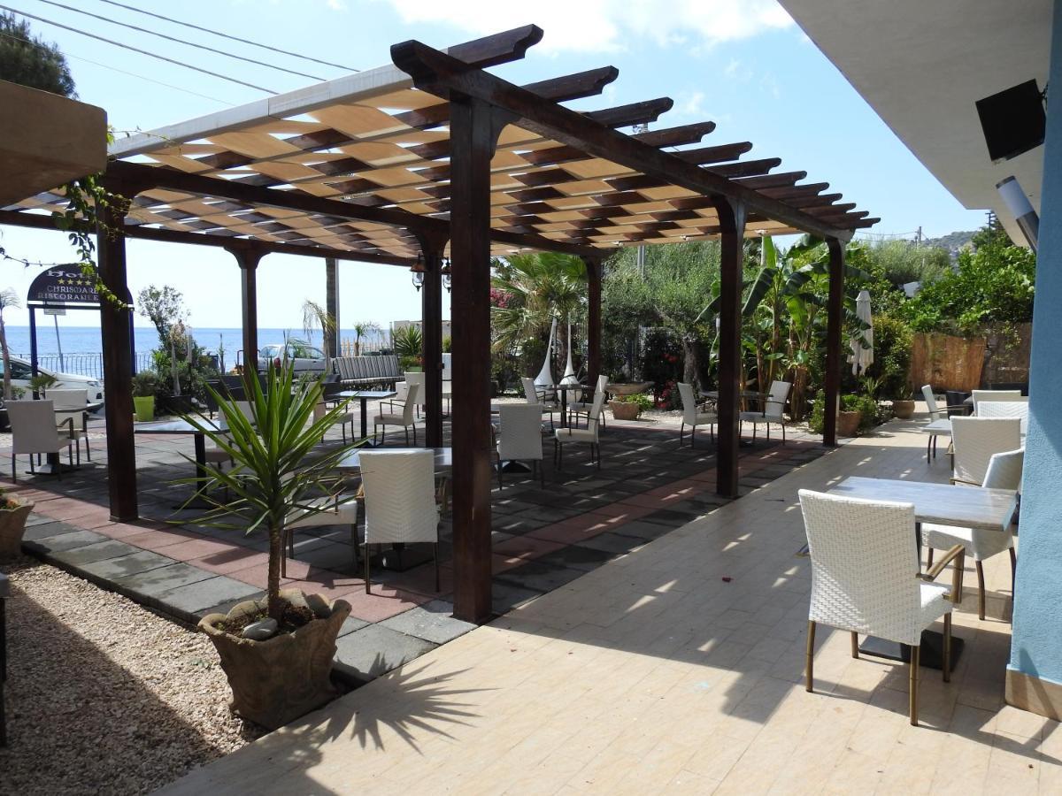 Chrismare Hotel Mazzeo Exteriör bild